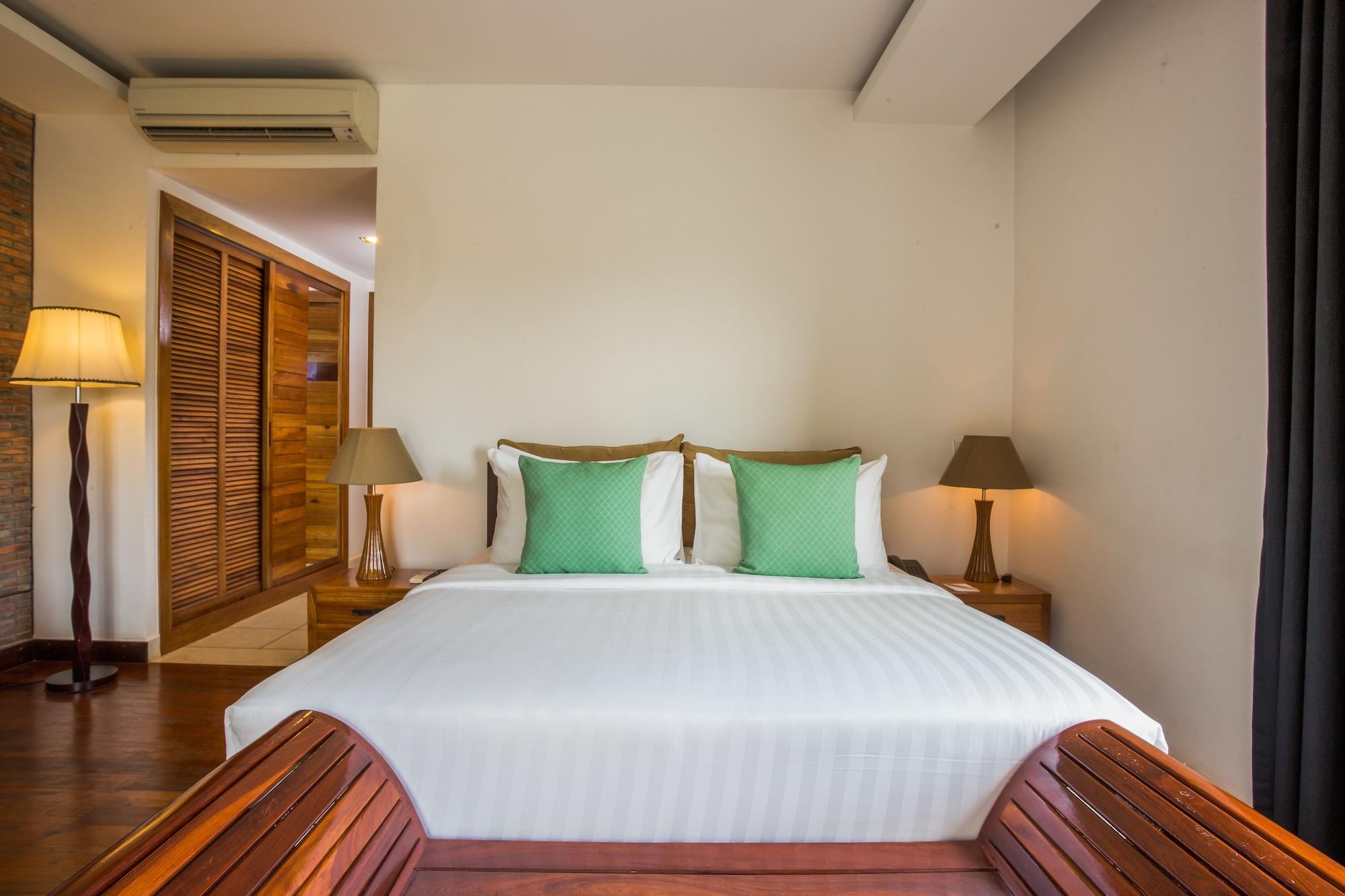 นิตา บาย วอ ลักชัวรี โฮเต็ล Hotel เสียมราฐ ภายนอก รูปภาพ