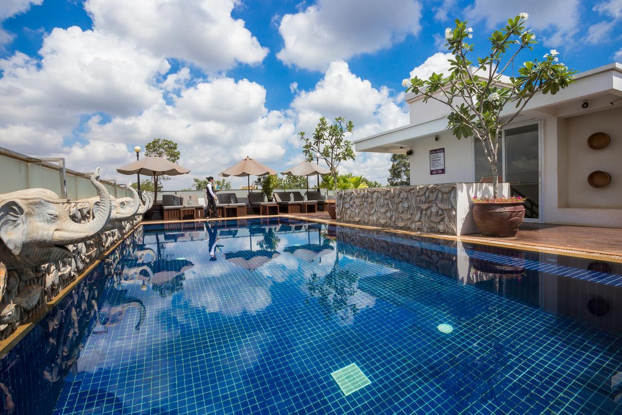 นิตา บาย วอ ลักชัวรี โฮเต็ล Hotel เสียมราฐ ภายนอก รูปภาพ